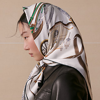 HERMES】エルメス カレ90 EQUIPAGES 馬車 シルク 紺/白